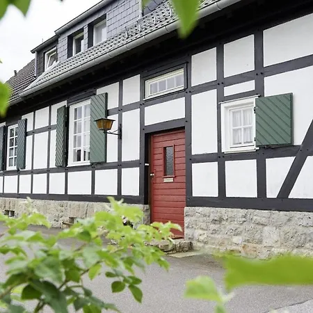 Altes Zollhaus No 19 *